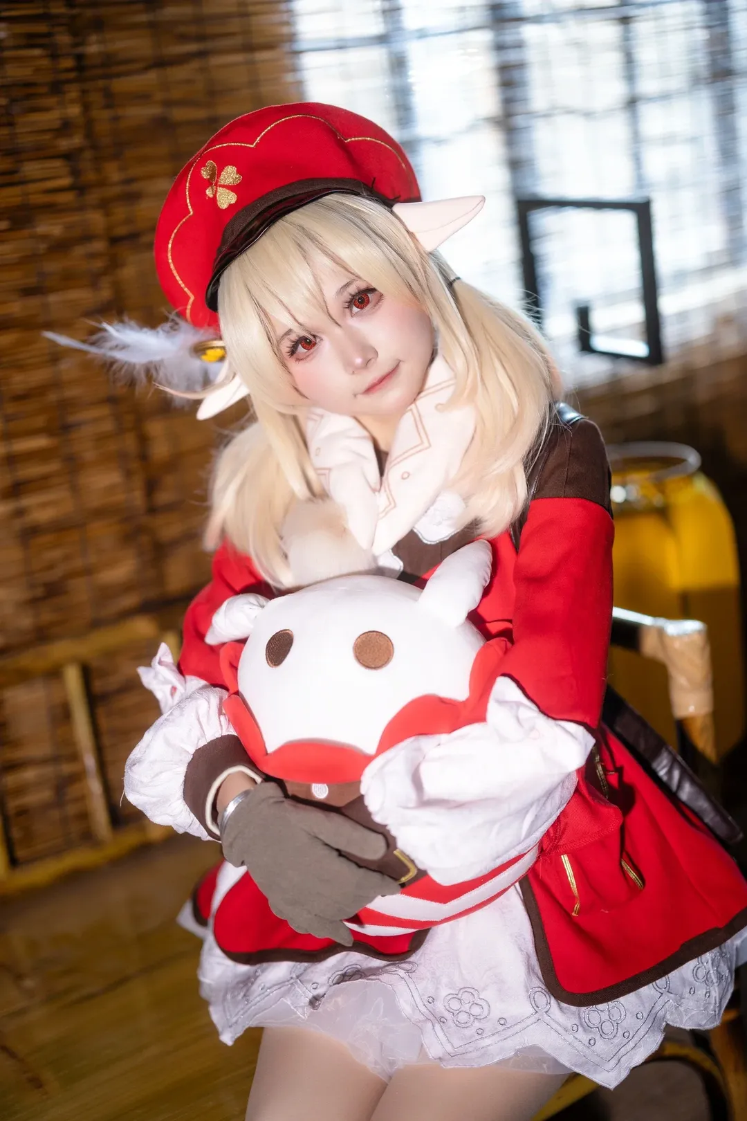 原神, クレー コスプレ, 白ストッキング, 原神コスプレ, ドードーコぬいぐるみ - 9枚目