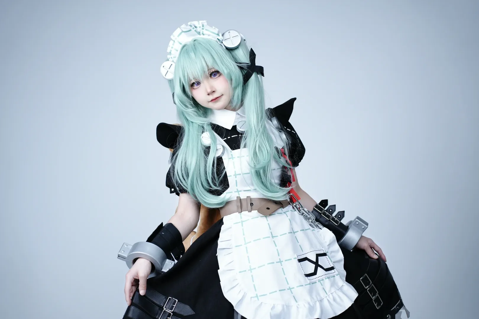 绝区零, 可琳威克斯cos, 机械女仆cos, 泰迪熊道具, cosplay服装租借