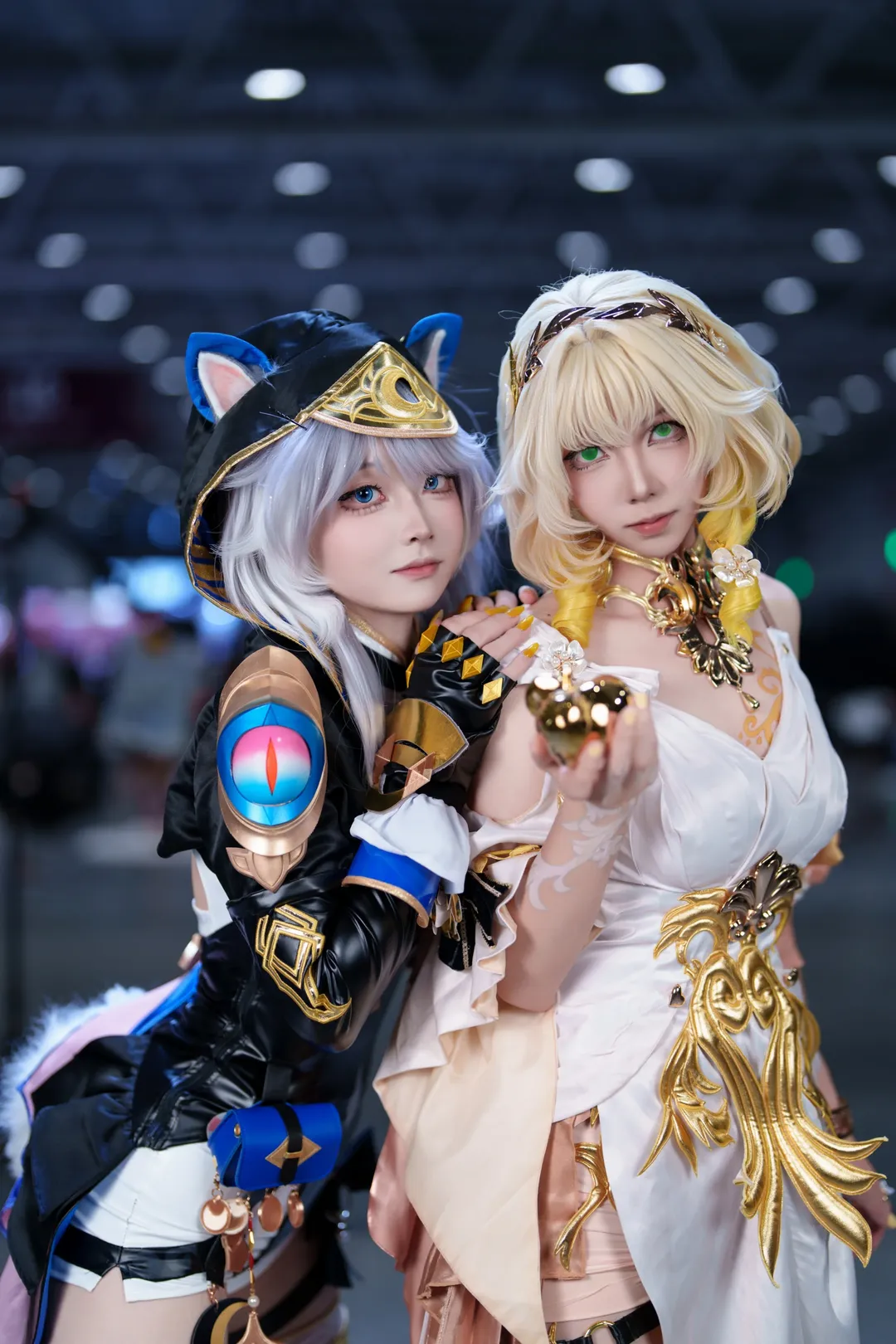 Aglaea Cosplay, Cifera Cosplay, Honkai: Star Rail, Convention photos, White tights cosplay