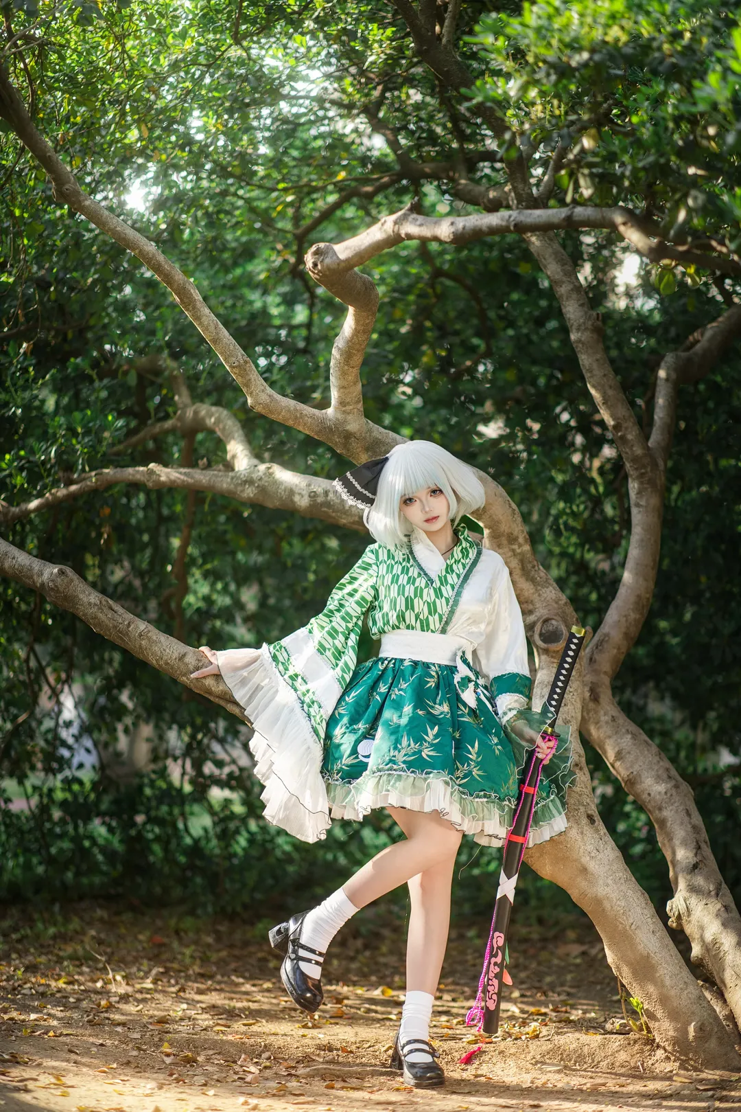 东方Project, 魂魄妖梦cos, 二次元cos, 刀剑道具, 户外森林