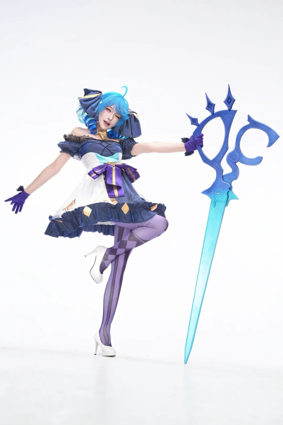 cosplay, 英雄联盟, 格温cos, 紫色丝袜, 动态感正片 - 第11张