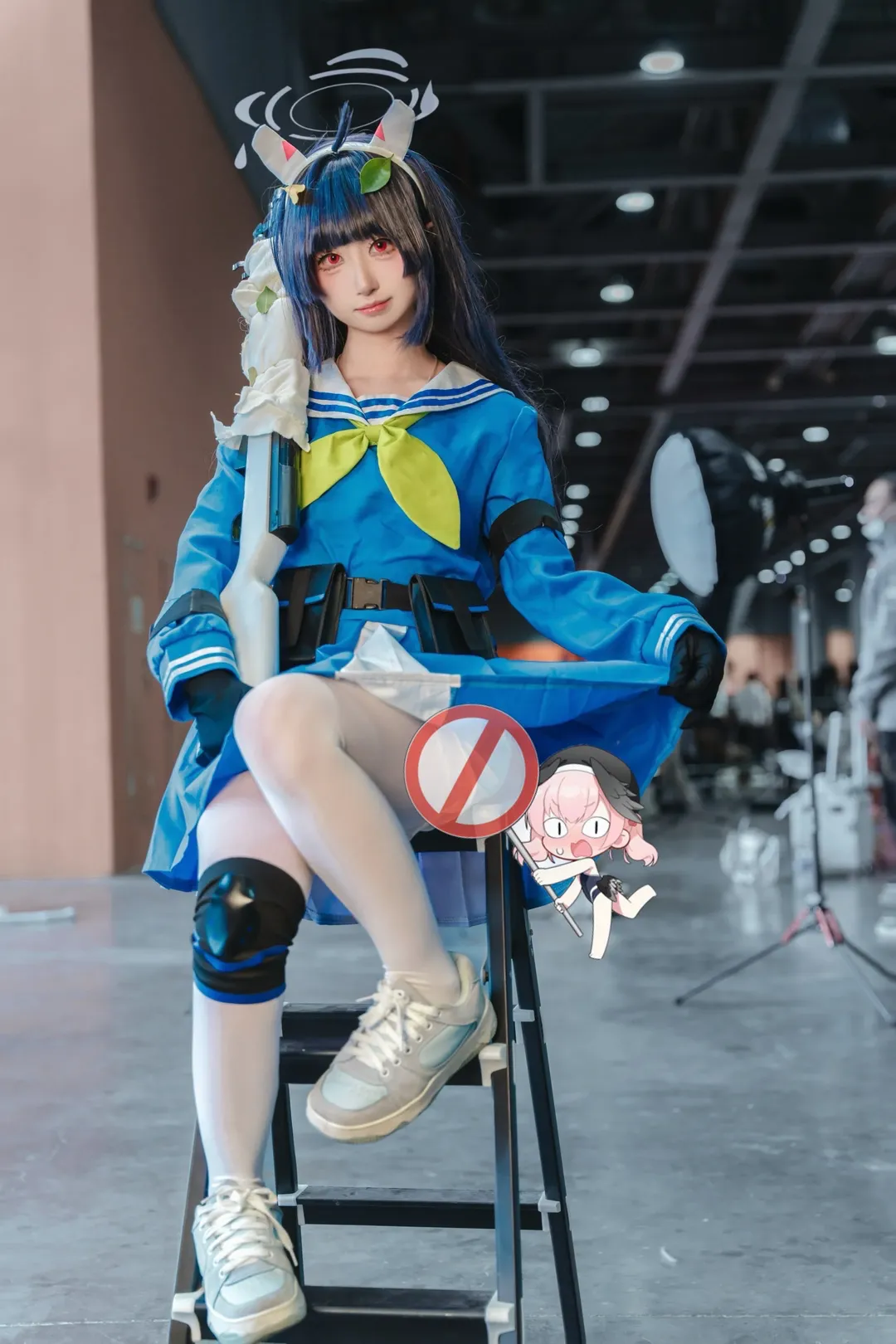 蔚蓝档案, 漫展场照, cosplay摄影, 白丝穿搭, 霞沢美游cos - 第2张