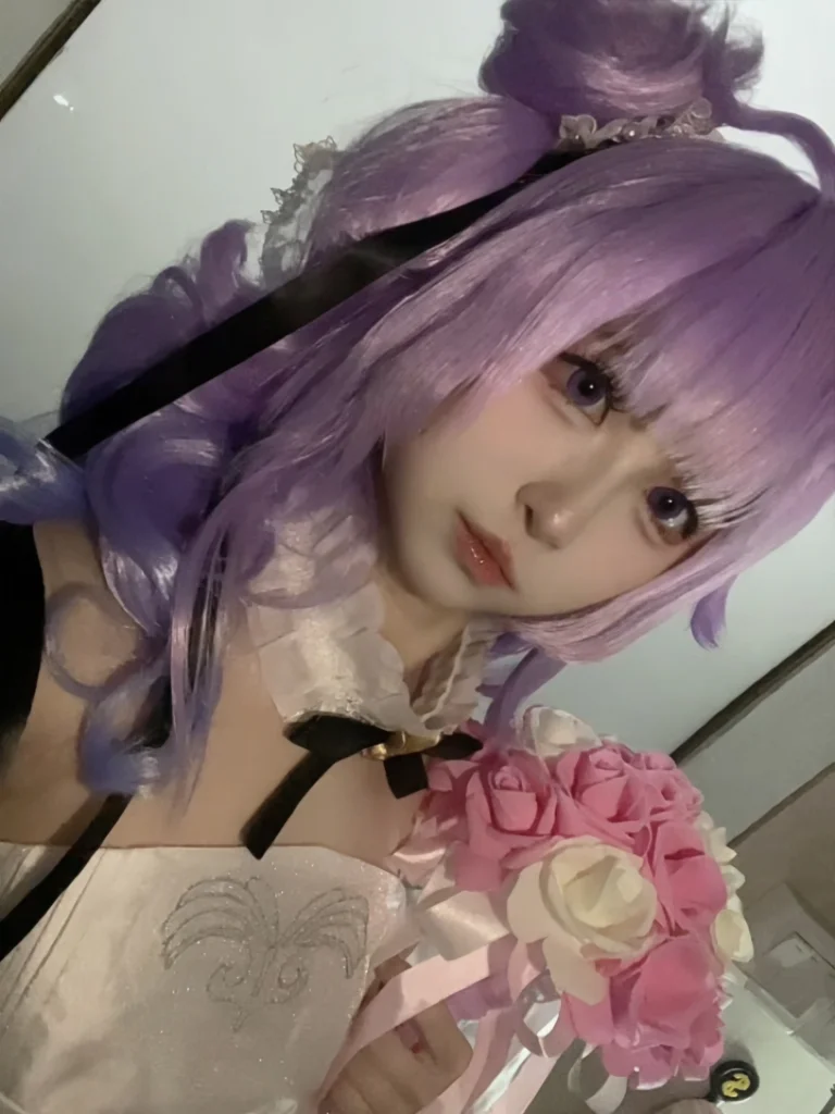 碧蓝航线, 独角兽cos, cosplay分享, 紫色假发, 闪光灯氛围