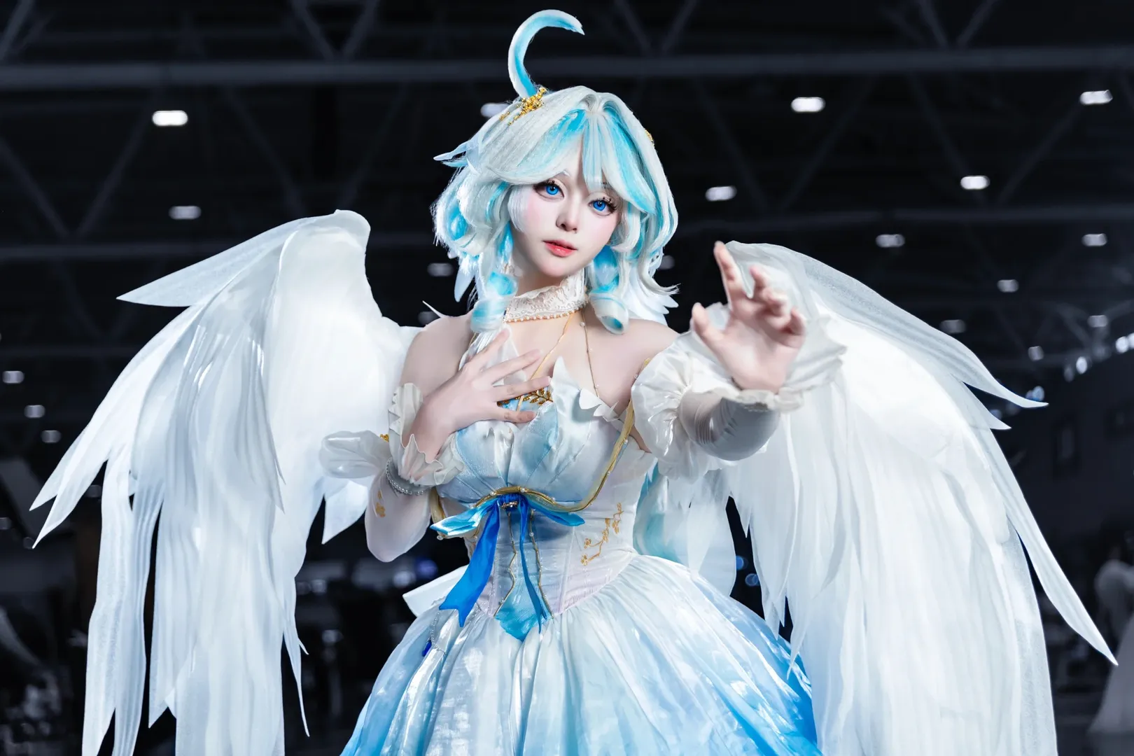 原神, フリーナ コスプレ, アニメイベント会場, 天使スタイル, フォカロルス - 2枚目