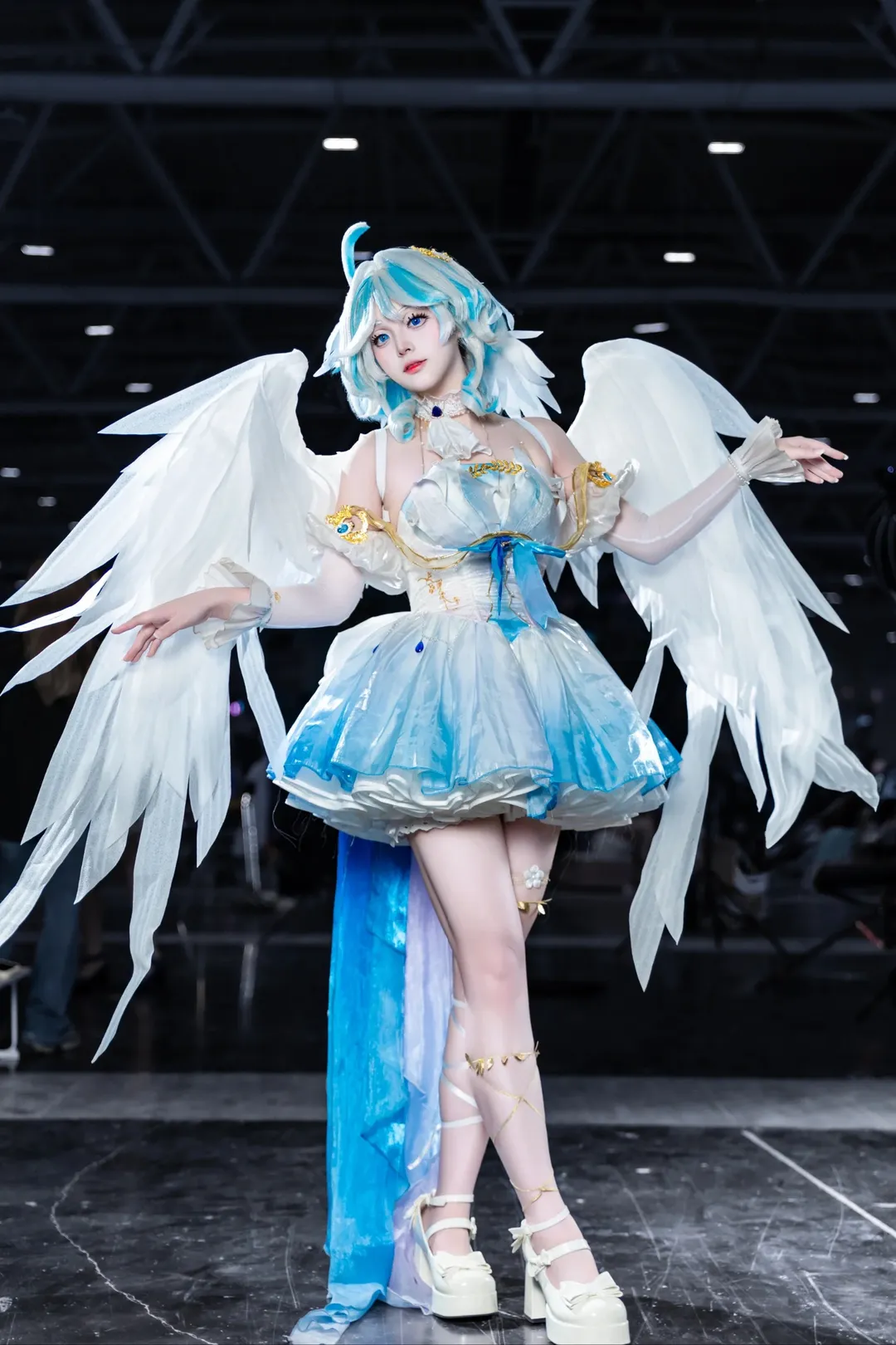 Genshin Impact, Furina cosplay, Convention photography, Focalors cosplay, Water God makeup and styling