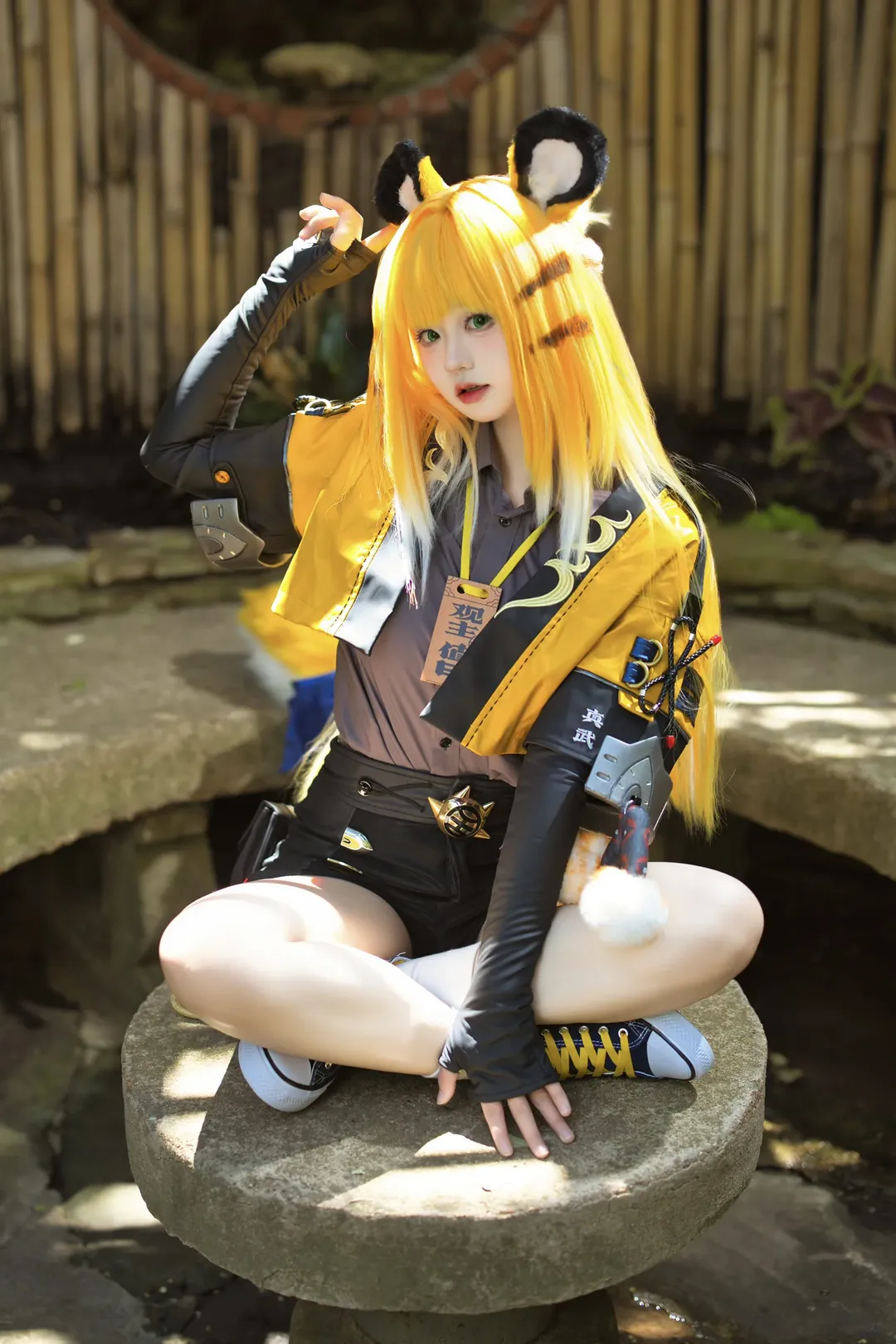 Zenless Zone Zero, Outdoor photography, Ju Fufu cosplay, Cosplay outfit, Animal-eared girl cosplay - Image 2
