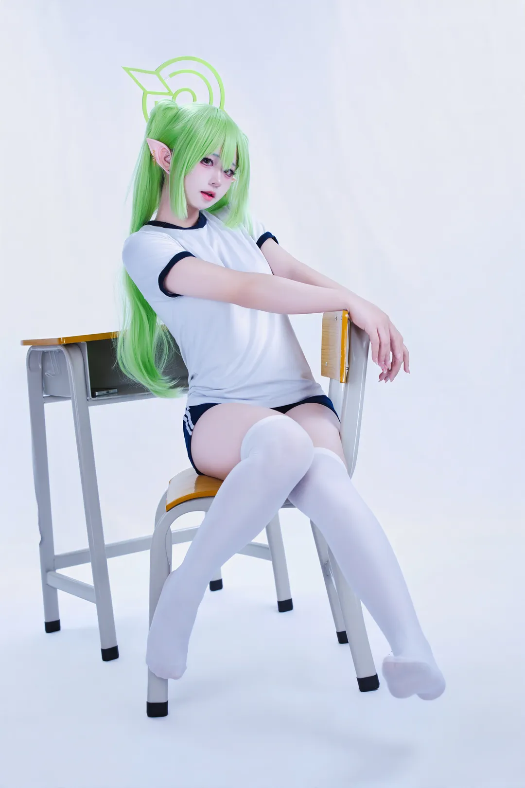 二次元摄影, 蔚蓝档案, 白丝穿搭, 体操服cos, 铁道双子cos - 第1张