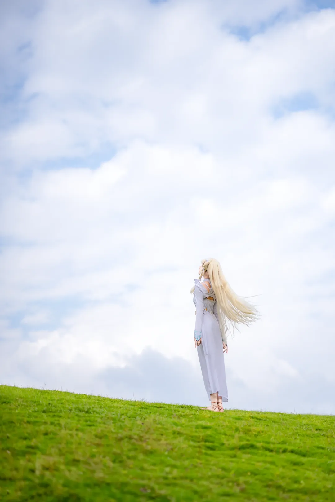 cosplay, Anime-style photography, Portrait photography, Black tights outfit, Vertical composition - Image 6