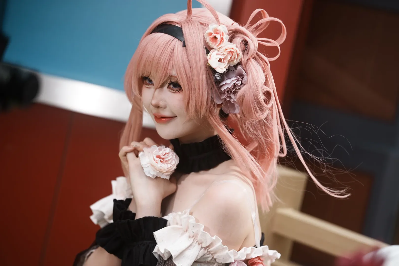 Pink hair cosplay, Cosplay sharing, Black and white ruffle outfit, Convention photo shoot, Silk flower accessories - Image 13
