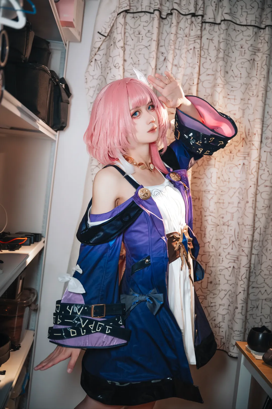 昔涟cos, 崩坏星穹铁道, 粉色假发, cosplay试妆, 蓝色美瞳 - 第1张