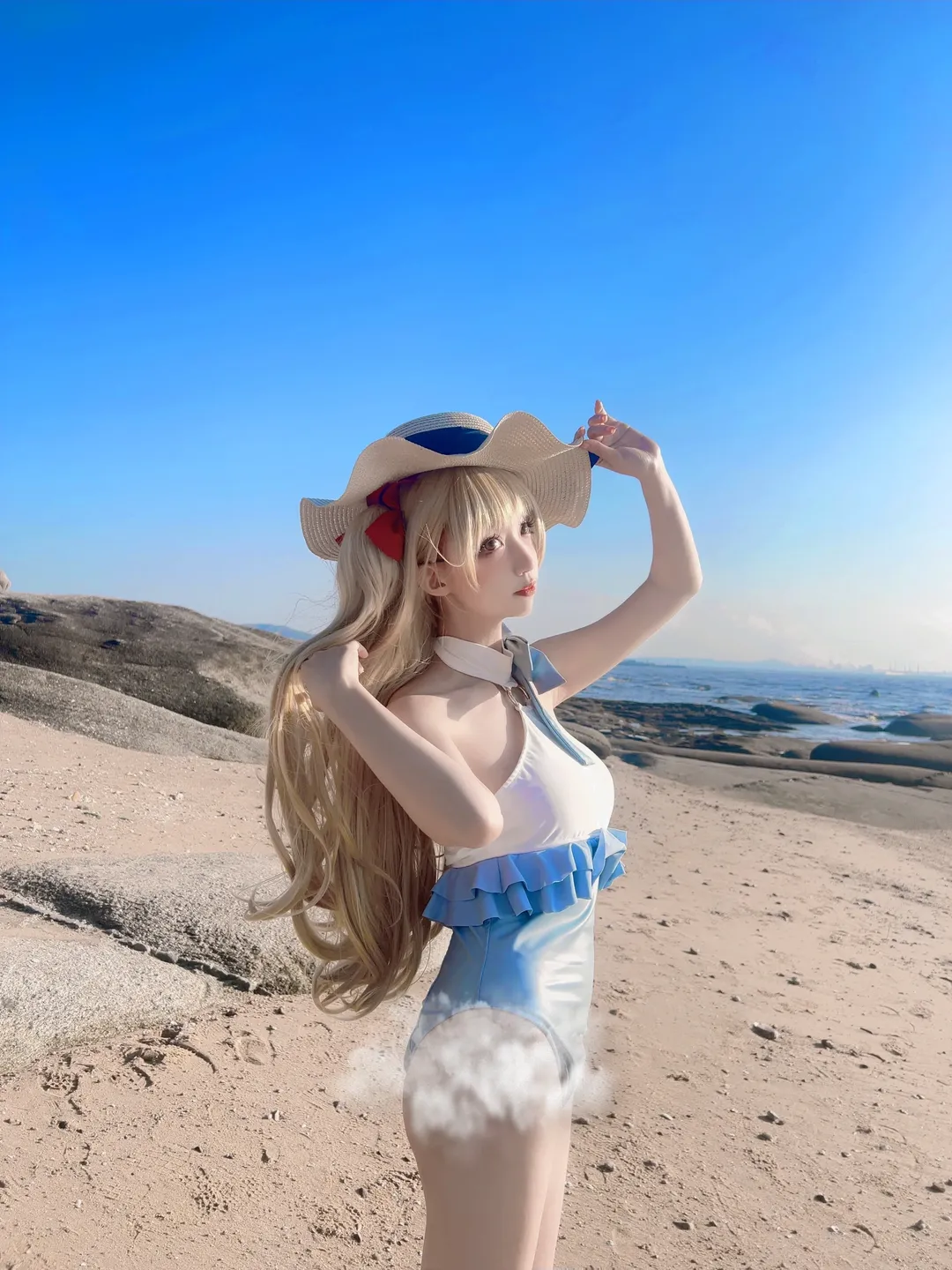 fgo, 海边写真, 艾蕾什基伽尔cos, 蓝白泳装, 秋日拍摄 - 第1张