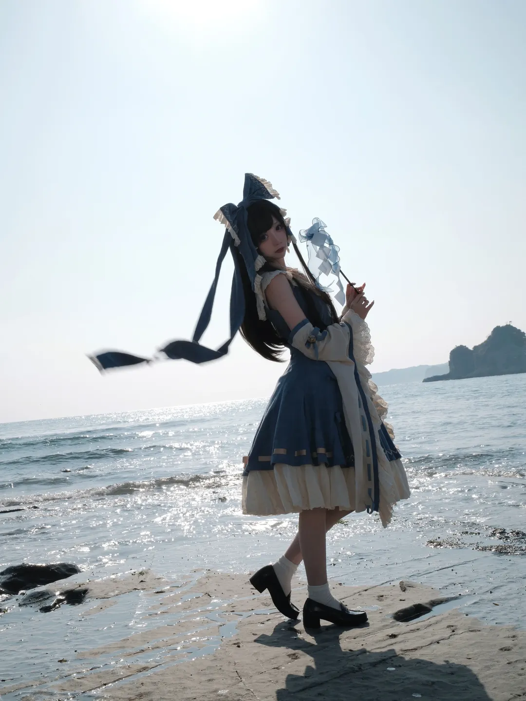博丽灵梦cos, 东方project, 二次元cosplay, 摄影分享, 海边鸟居 - 第6张