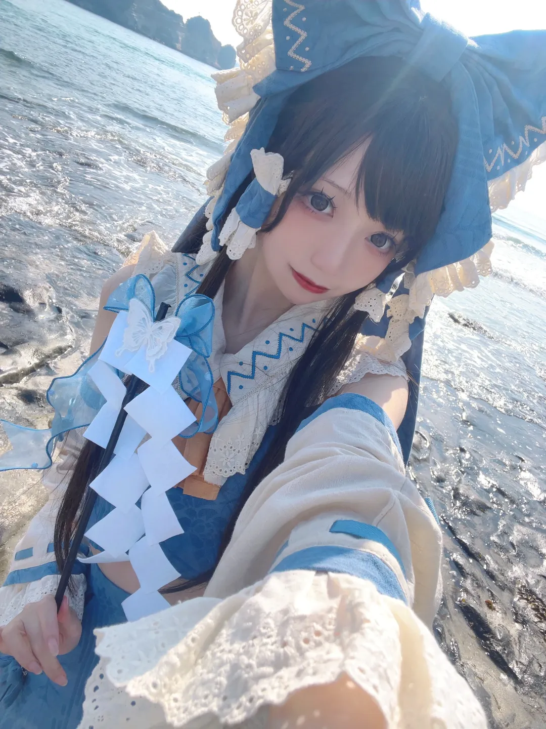 博丽灵梦cos, 东方project, 二次元cosplay, 摄影分享, 海边鸟居 - 第7张