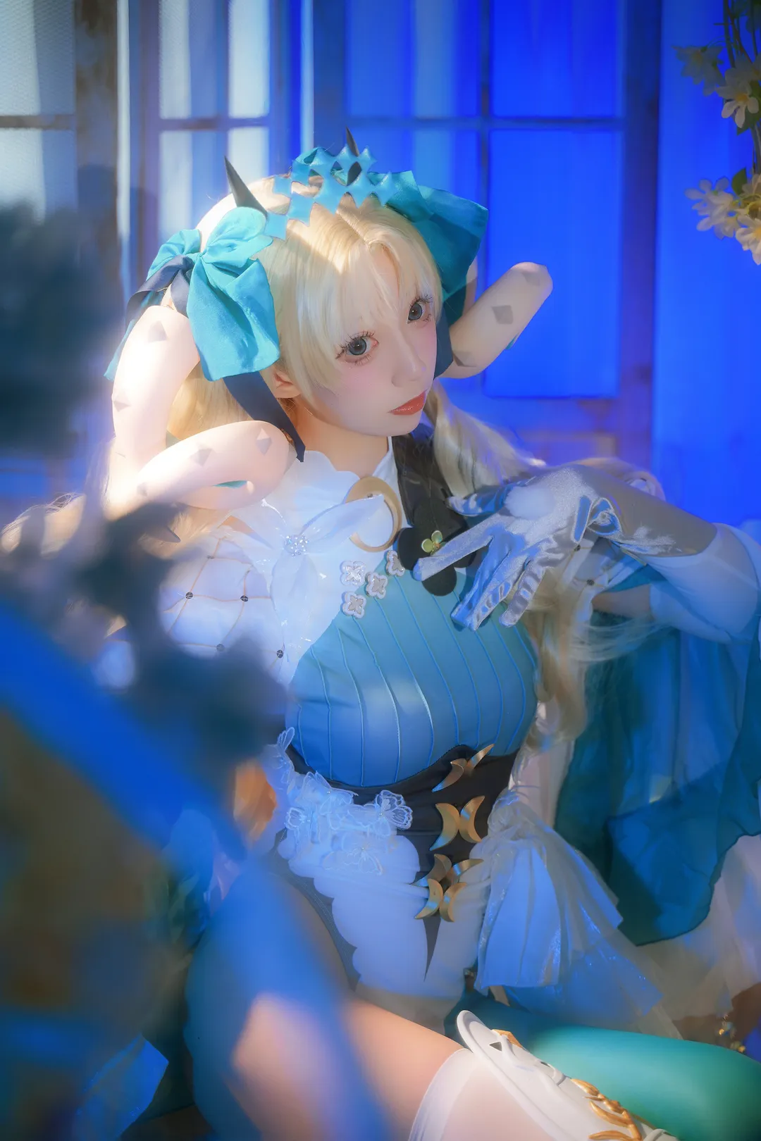 cos正片, Fate/Grand Order, 梦幻蓝调布景, 兽艾蕾cos, 白丝过膝袜 - 第3张