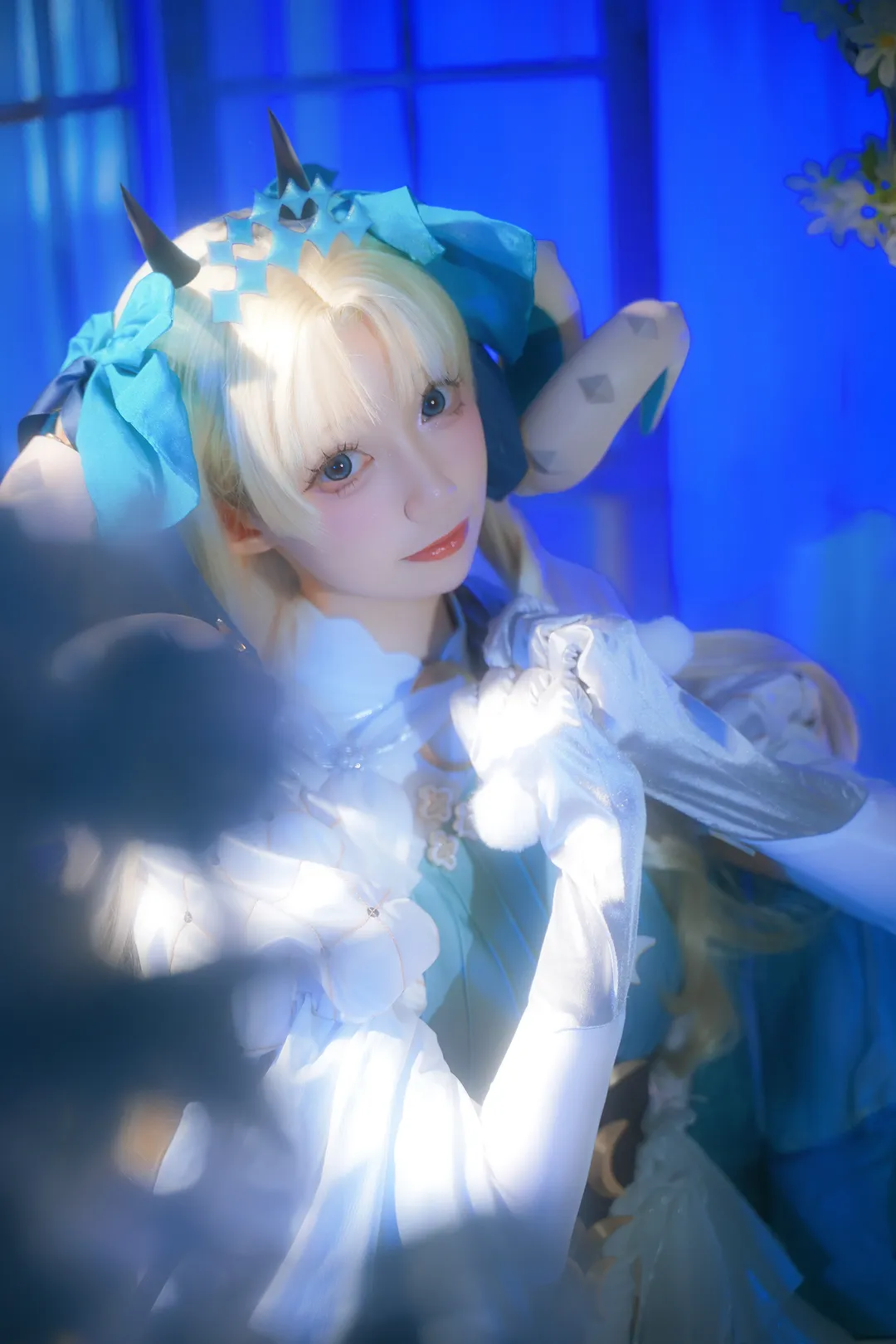cos正片, Fate/Grand Order, 梦幻蓝调布景, 兽艾蕾cos, 白丝过膝袜 - 第8张