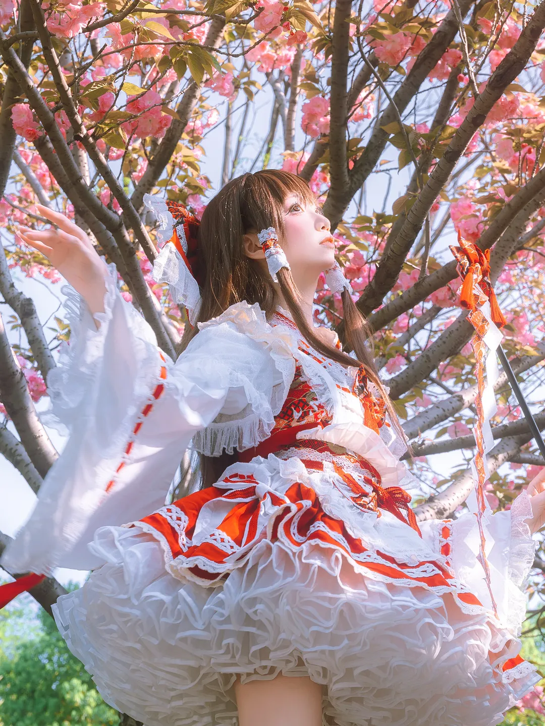 博麗靈夢cos, 東方project, 巫女, 櫻花外景, cosplay攝影