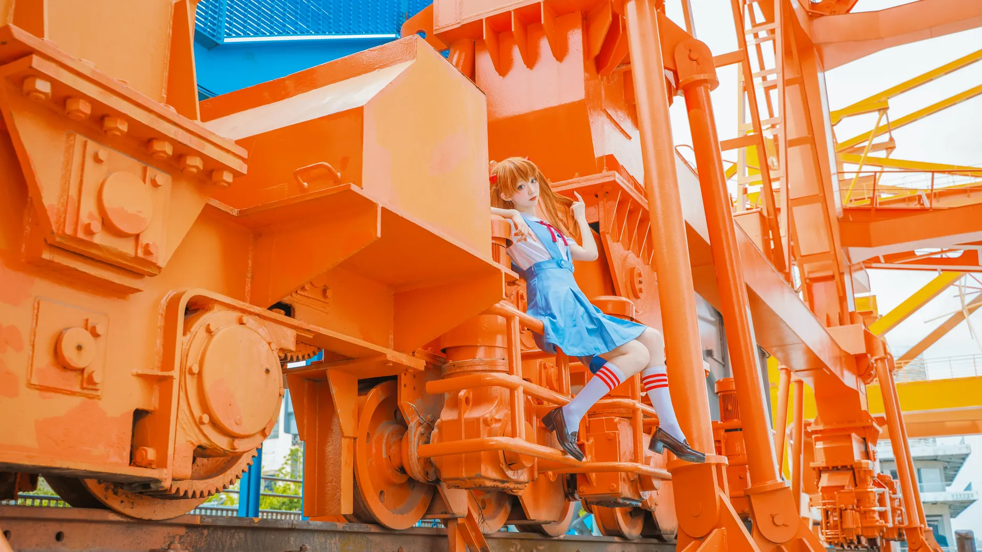 コスプレ, 白ストッキング, アスカコスプレ, 新世紀エヴァンゲリオン, インダストリアル写真 - 10枚目