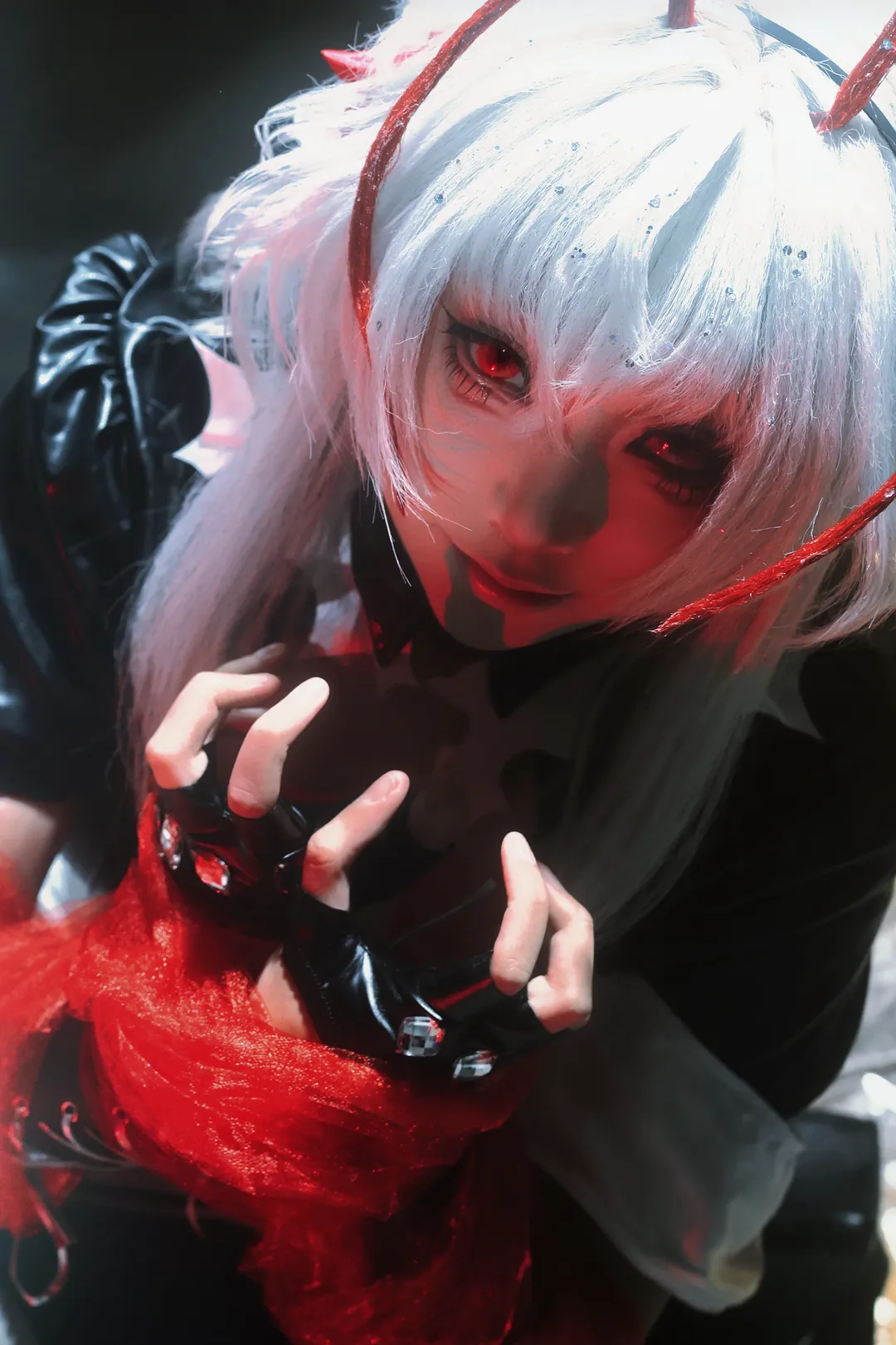 アークナイツ, ウィシャデル コスプレ, ダーク系コスプレ, 黒ストッキングレッグガーター, オリジニウム元素 - 1枚目
