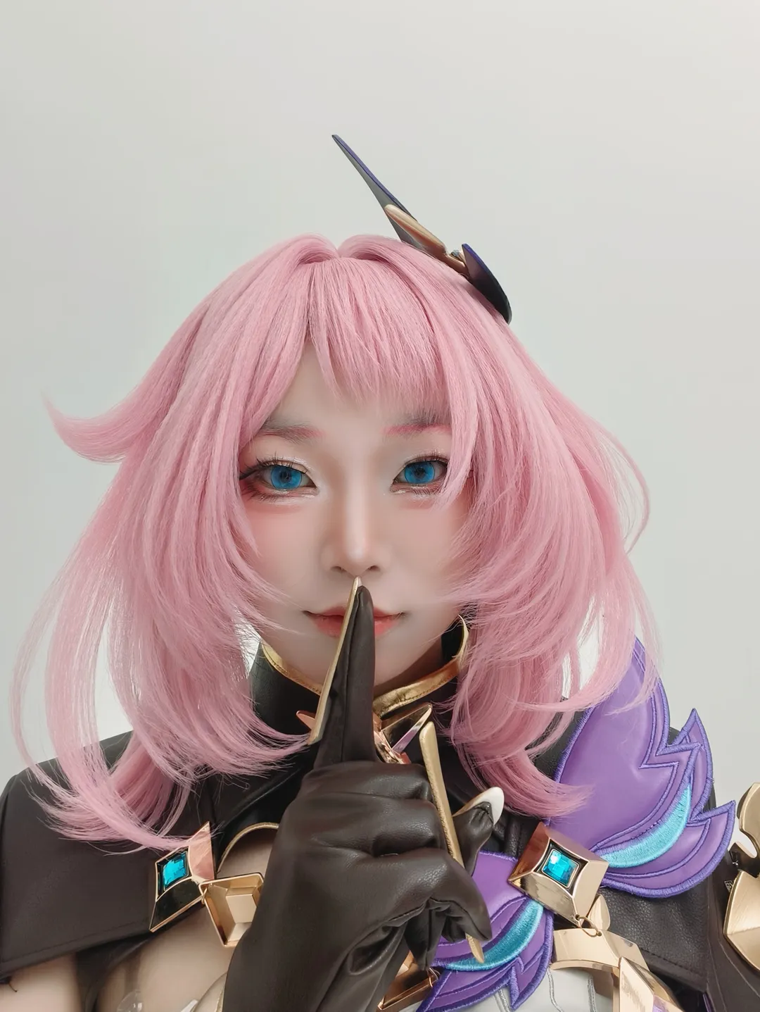 爱莉希雅cos, 崩坏3, 二次元cosplay, 粉发少女, cosplay摄影 - 第2张
