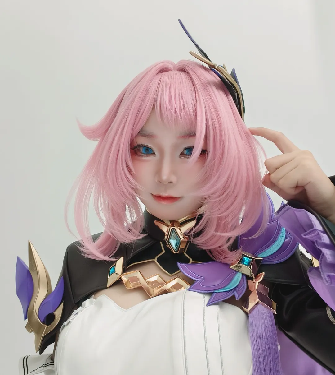 爱莉希雅cos, 崩坏3, 二次元cosplay, 粉发少女, cosplay摄影 - 第4张