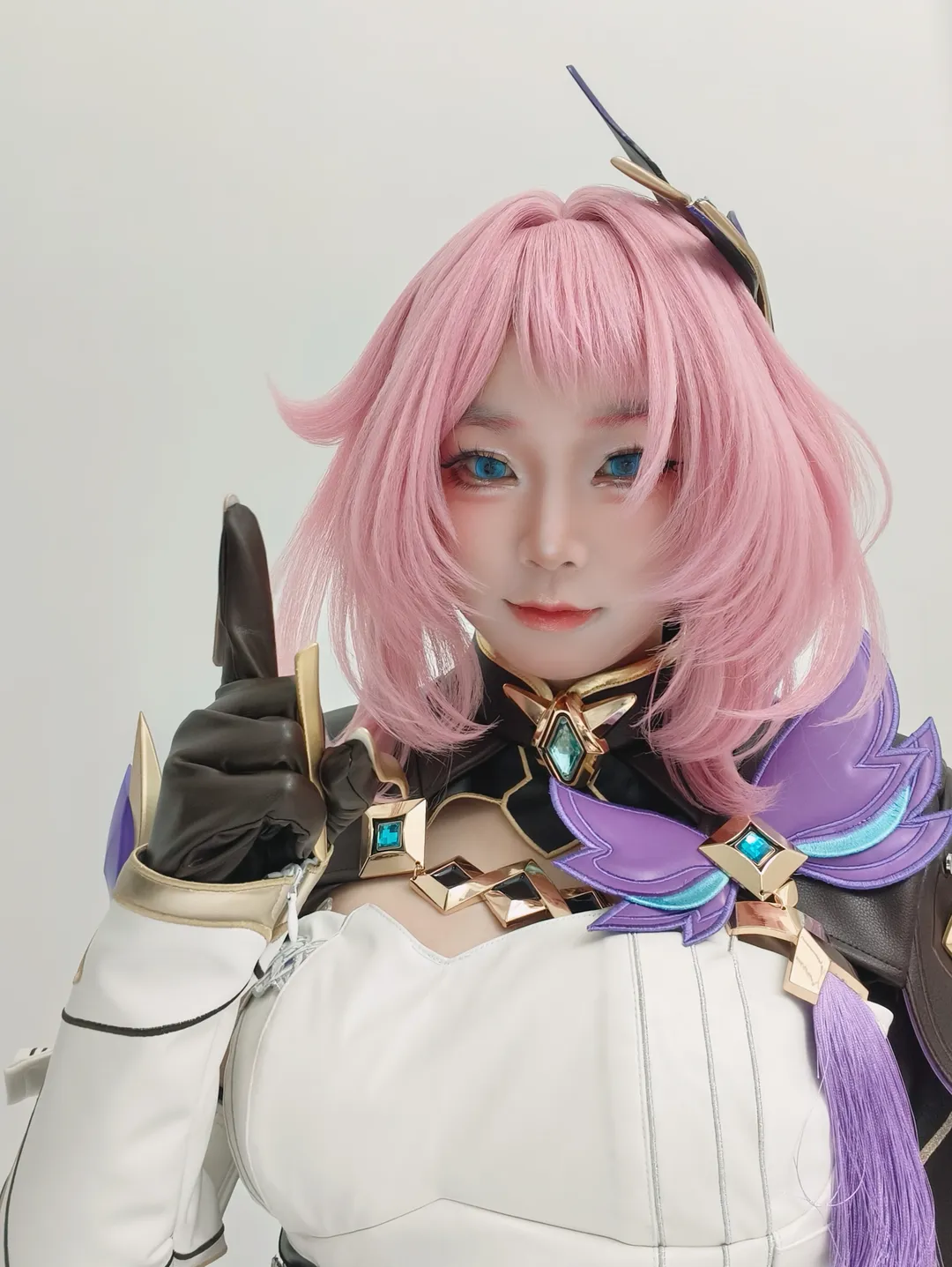 爱莉希雅cos, 崩坏3, 二次元cosplay, 粉发少女, cosplay摄影 - 第6张