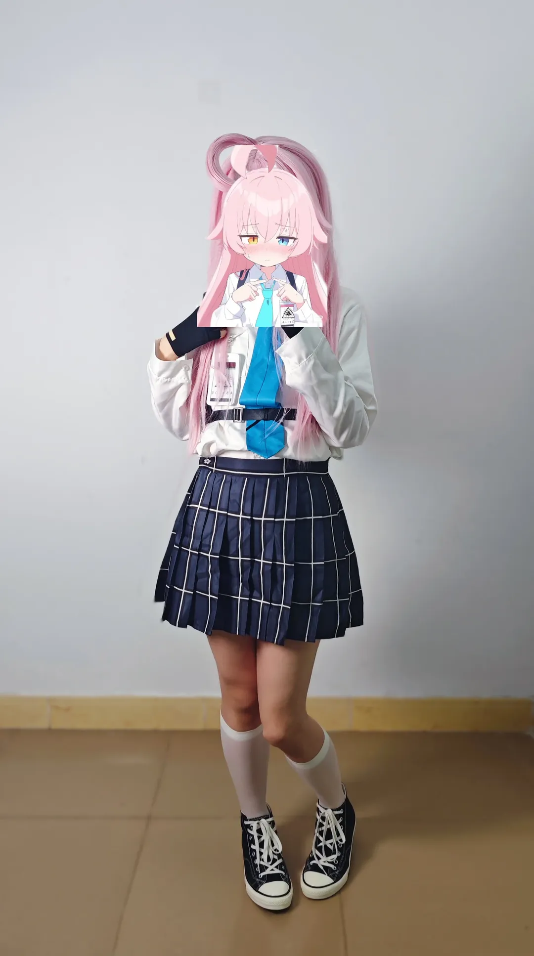 蔚蓝档案, 制服穿搭, 二次元拍照, 星野cos, 白丝黑鞋 - 第2张