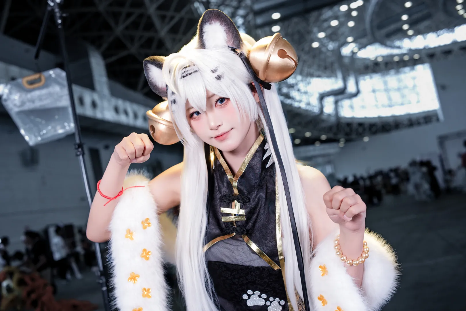 漫展场照, 国风cosplay, 兽耳cosplay, 白毛兽耳, 白色丝袜 - 第4张