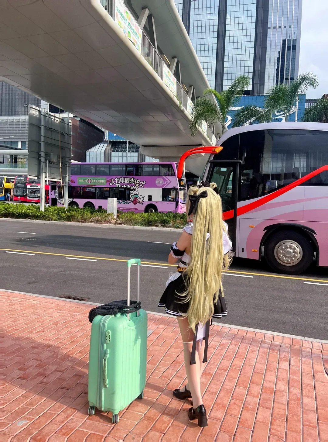 GODDESS OF VICTORY: NIKKE, White thigh-highs outfit, Souda cosplay, Hong Kong Comics & Games Festival, Anime convention special forces - Image 3