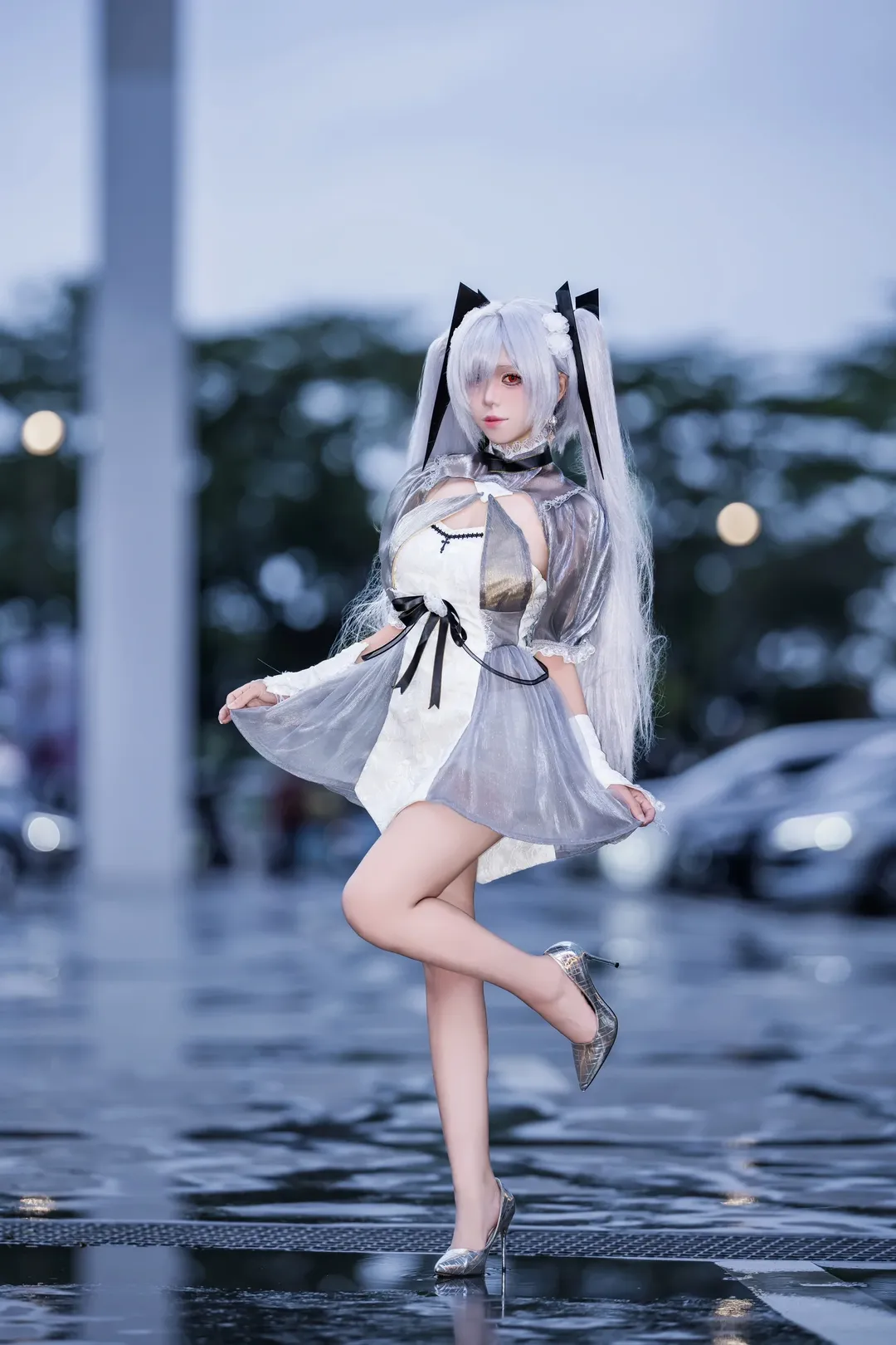 二次元cosplay, 灰姑娘cos, Nikke胜利女神, 广州萤火虫漫展, 下雨天场照