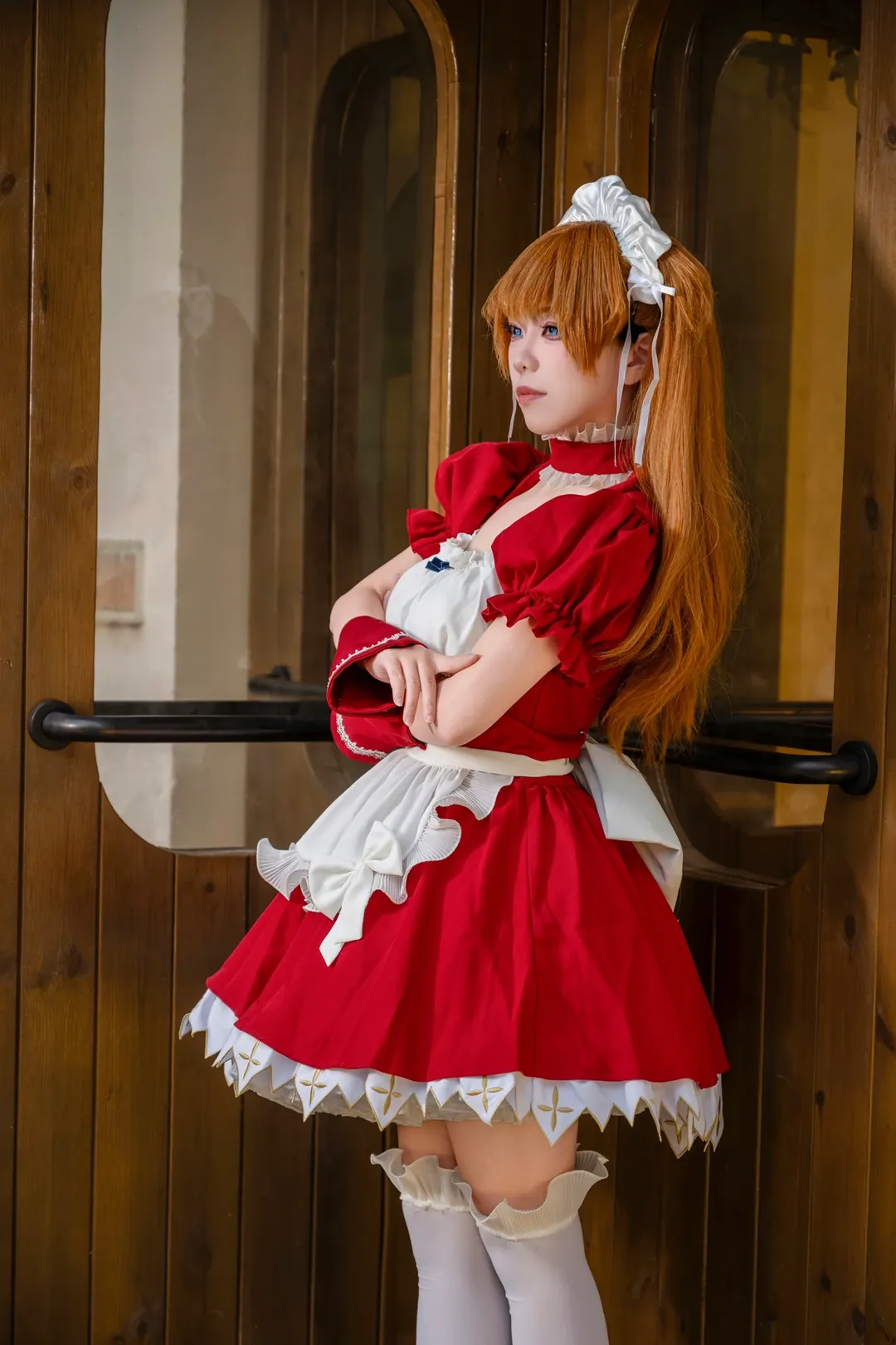 メイド服, 白ストッキング, アスカコスプレ, 新世紀エヴァンゲリオン, コスプレ撮影 - 3枚目