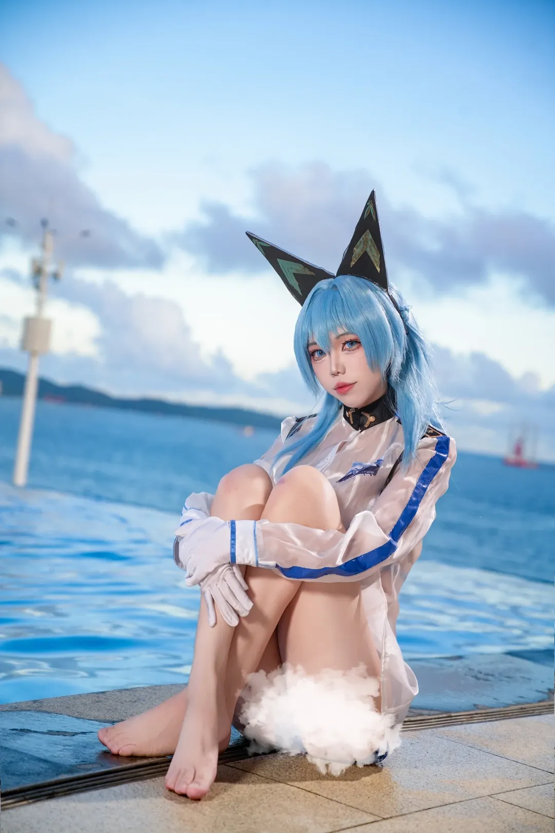 海辺のコスプレ, 水着撮影, 勝利の女神：NIKKE, ヘルム コスプレ, イベント仲間 - 3枚目