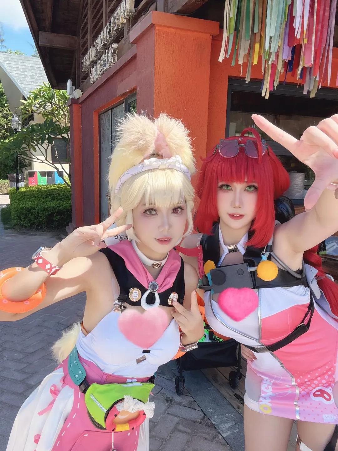 绝区零, cosplay, 爱丽丝cos, 柚叶cos, 夏日海边拍照