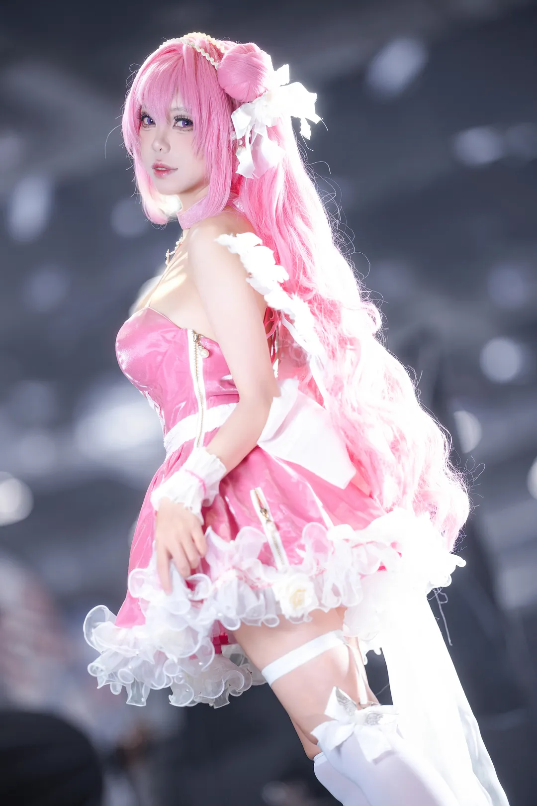 勝利の女神：NIKKE, ドロシーコスプレ, ピンク髪コスプレ, 白タイツ コスプレ, ハーフアニバーサリー - 2枚目