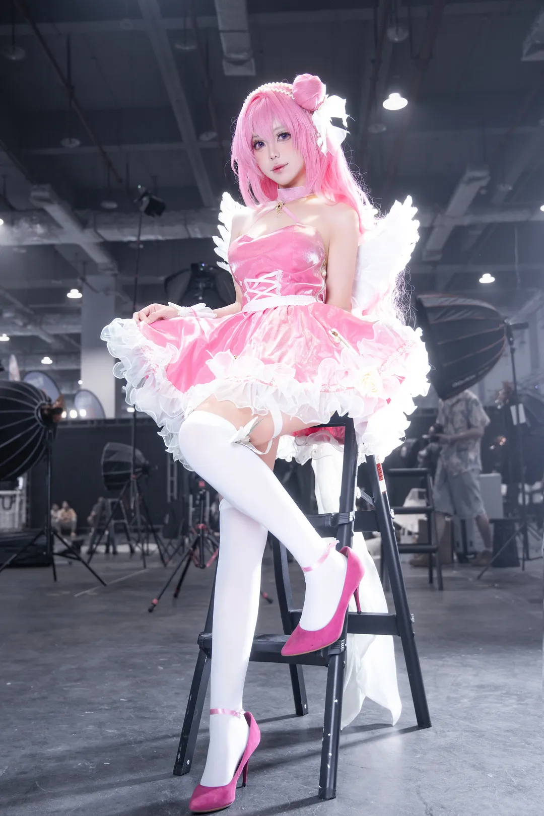 勝利の女神：NIKKE, ドロシーコスプレ, ピンク髪コスプレ, 白タイツ コスプレ, ハーフアニバーサリー - 3枚目
