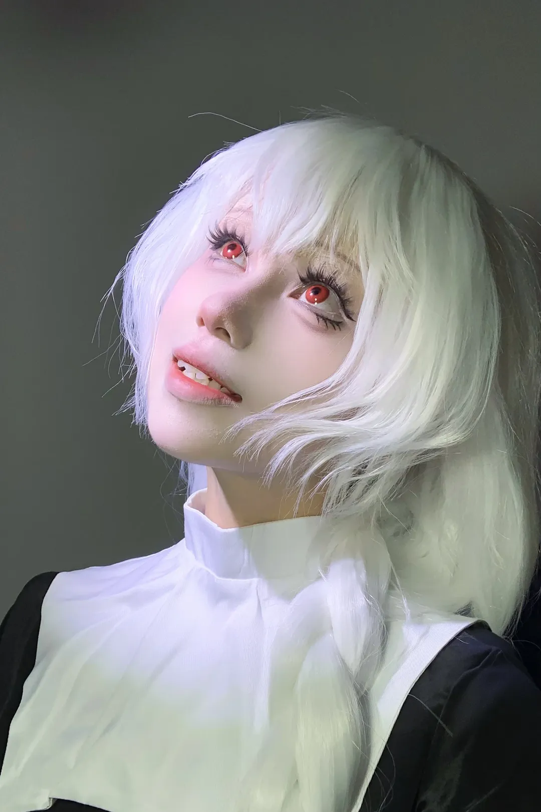アークナイツ, 二次元コスプレ, コスプレ撮影, 白髪赤眼, スペクター 暗流 コスプレ
