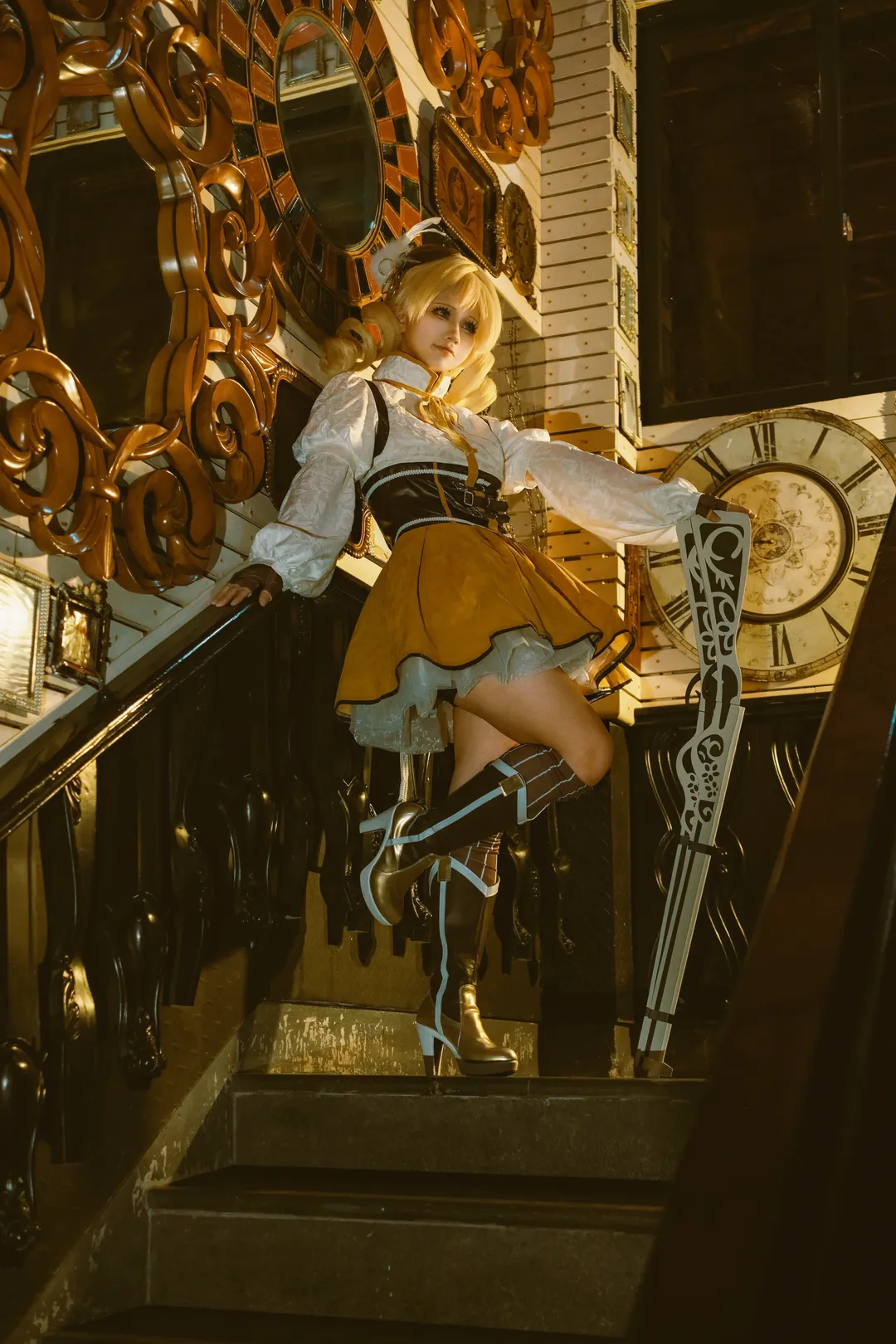 魔法少女小圆, cosplay摄影, 武器道具, 巴麻美cos, 复古楼梯 - 第1张