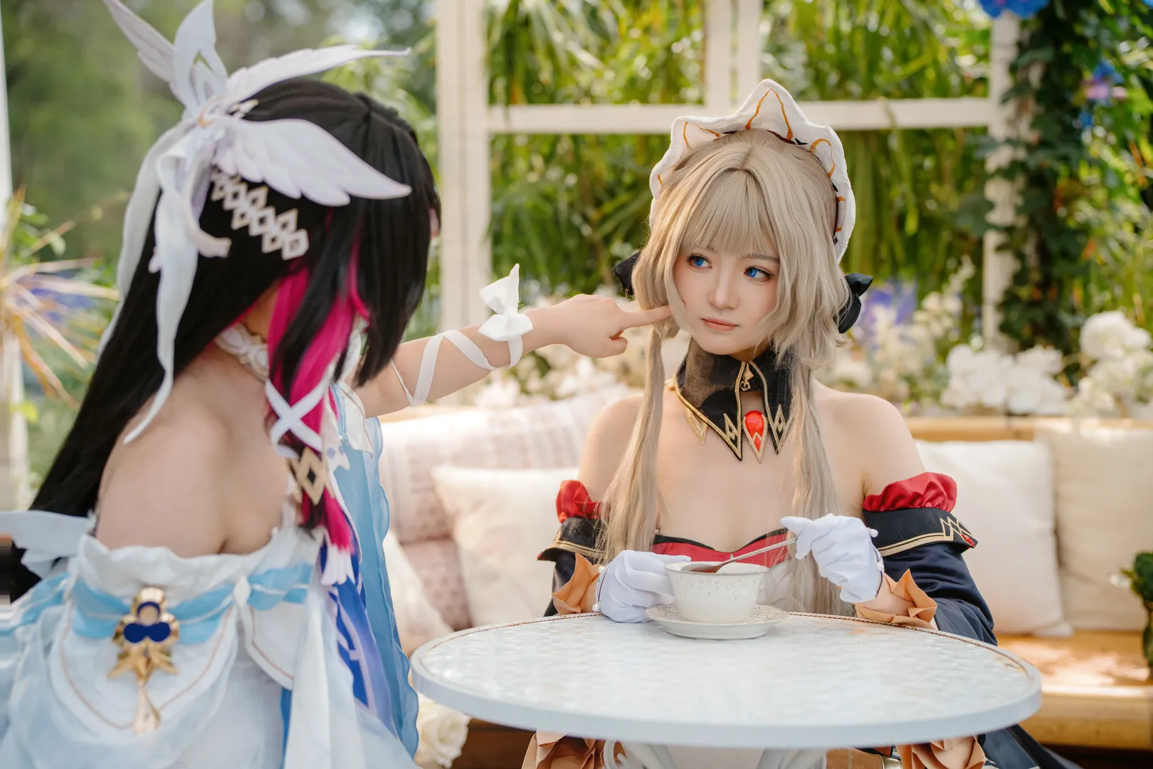 桑多涅cos, 原神, 哥倫比婭cos, 少偶cosplay, 戶外花園攝影