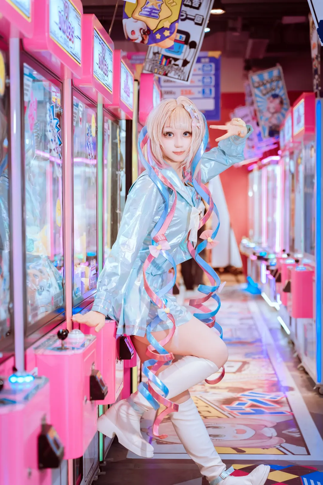 超絶最かわ天使ちゃん コスプレ, 超てんちゃん, 杭州工聯CC, クレーンゲーム, 白タイツとロングブーツ