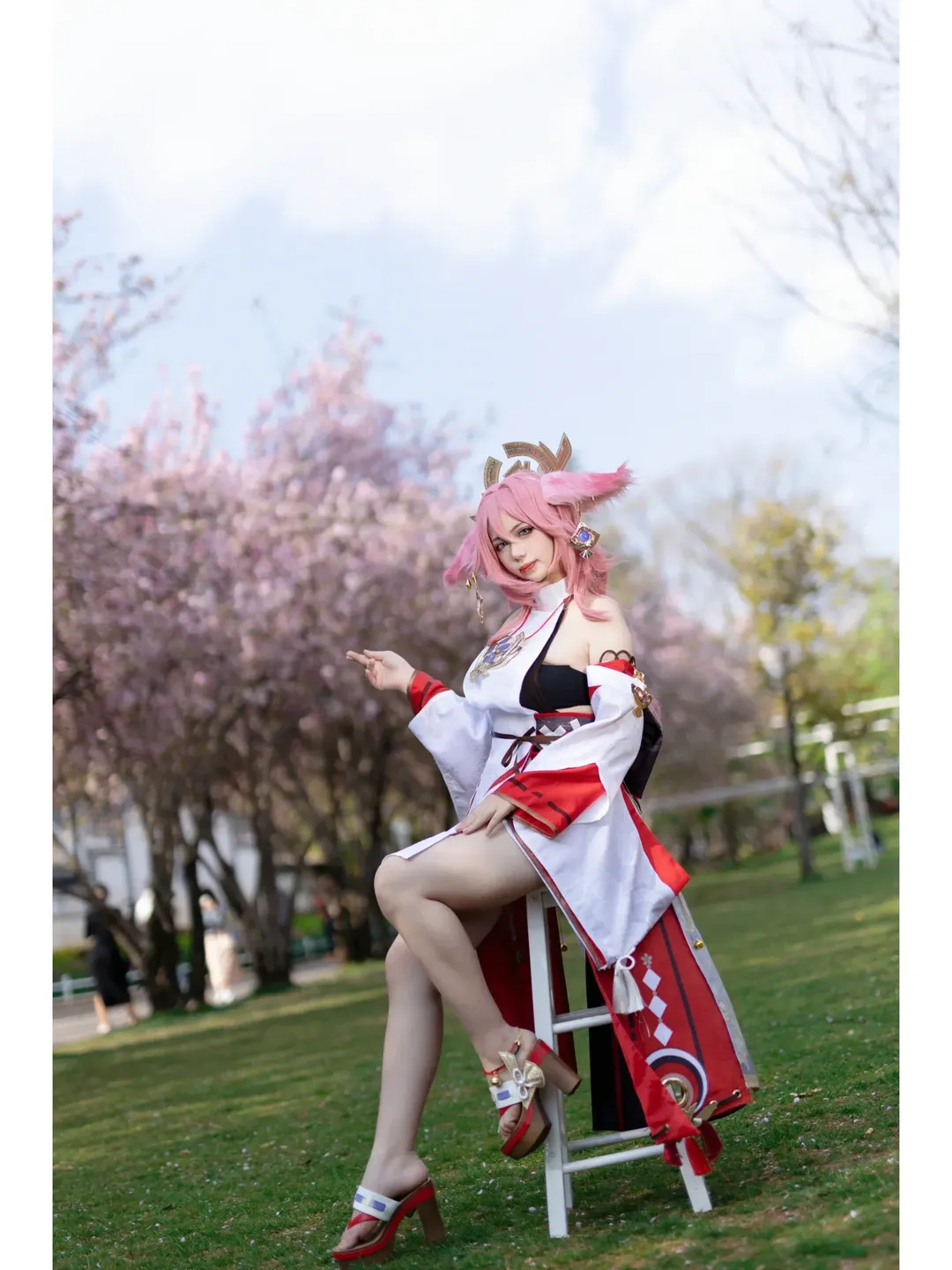原神, Cosplay摄影, 八重神子cos, 二次元外景, 樱花写真 - 第3张