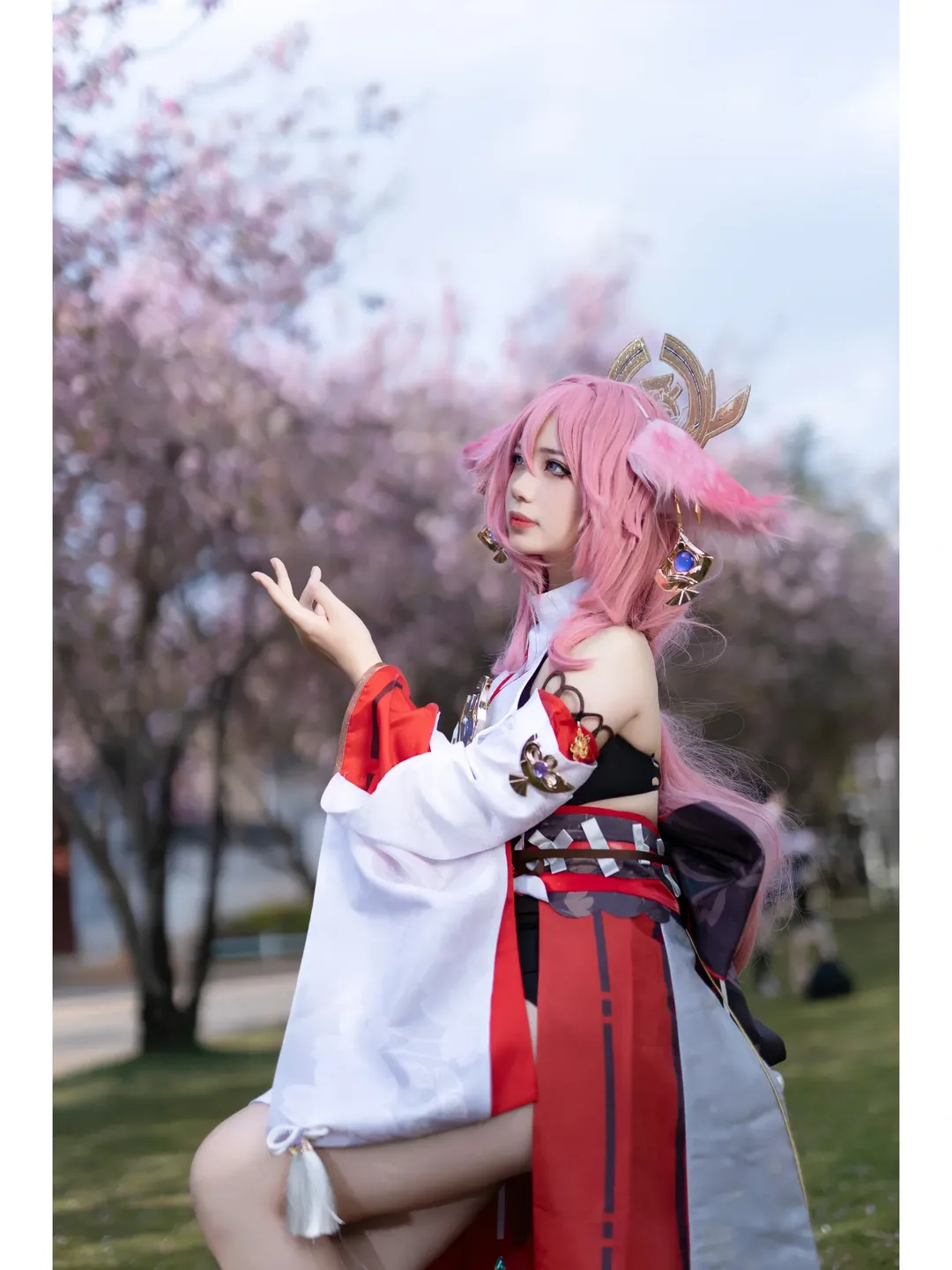 原神, Cosplay摄影, 八重神子cos, 二次元外景, 樱花写真 - 第5张