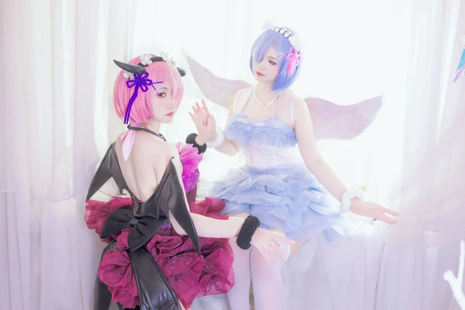 从零开始的异世界生活, 蕾姆cos, 拉姆cos, 双人cosplay, 黑丝白丝 - 第3张