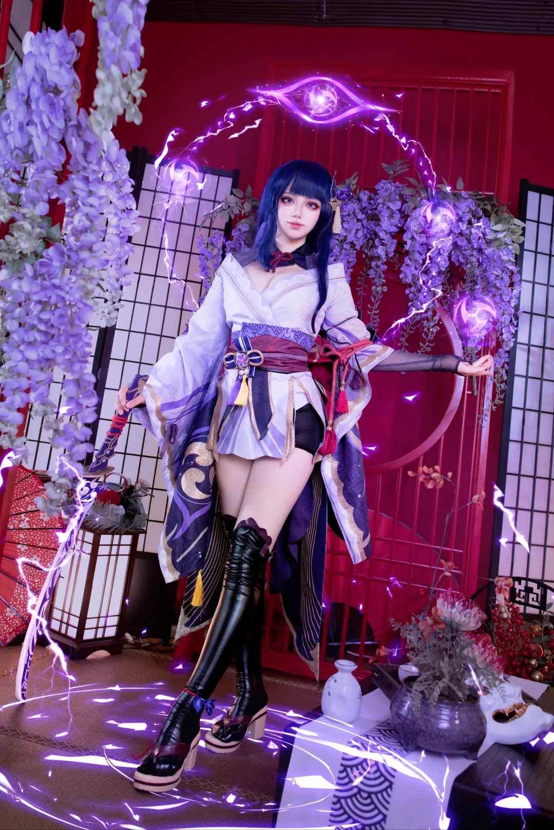 原神, 和风cosplay, 雷电将军cos, 雷电特效, 紫藤花背景 - 第1张