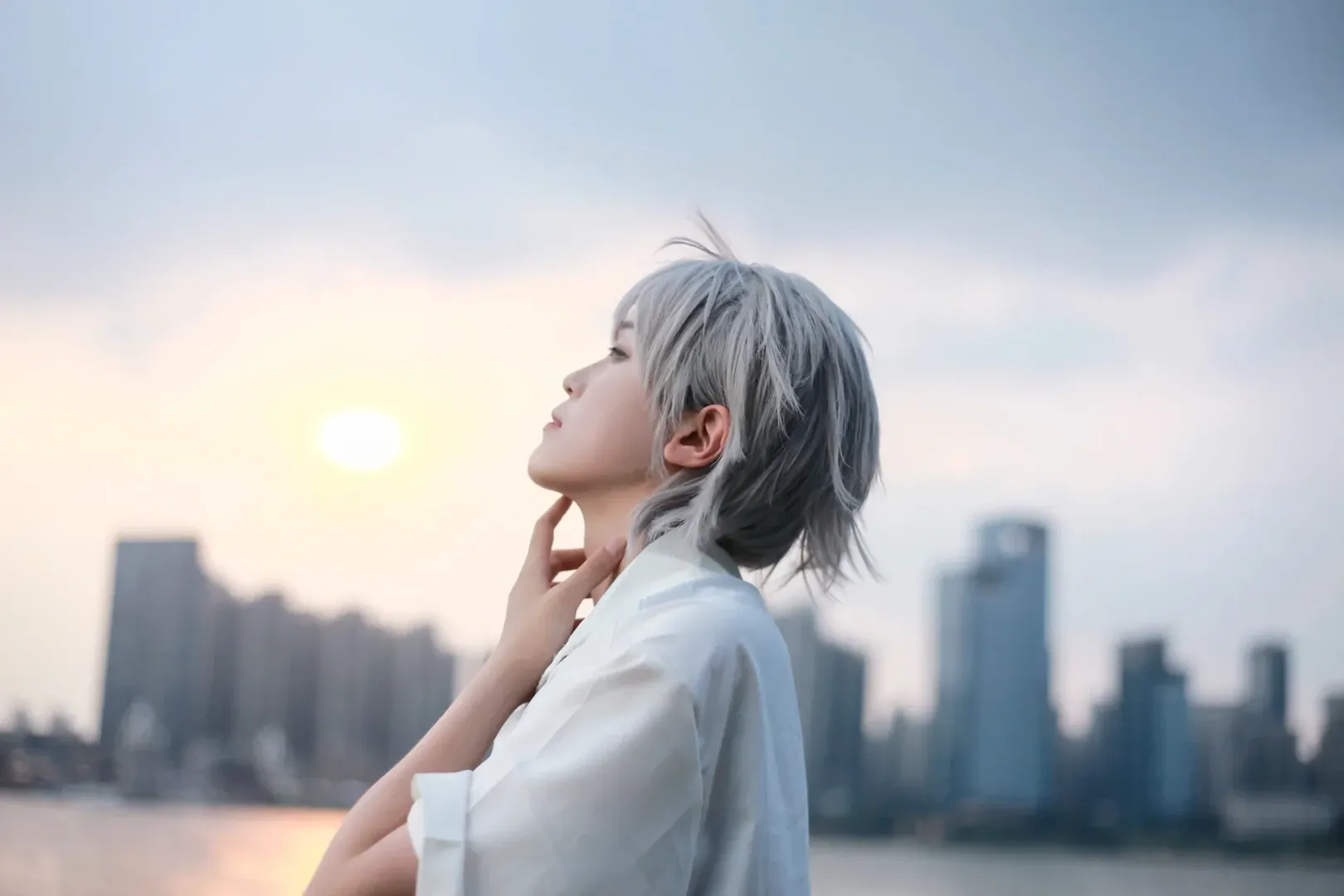 Seaside location shoot, Neon Genesis Evangelion, White shirt, Kaworu Nagisa cosplay, Silver-haired boy - Image 4