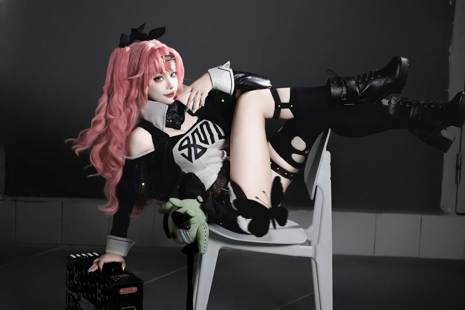 絕區零, cosplay分享, 機能風穿搭, 妮可cos, 綁帶過膝襪