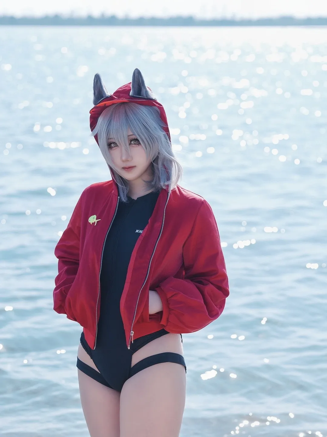 明日方舟, cosplay摄影, 外景写真, 红cos, 仿立绘 - 第1张
