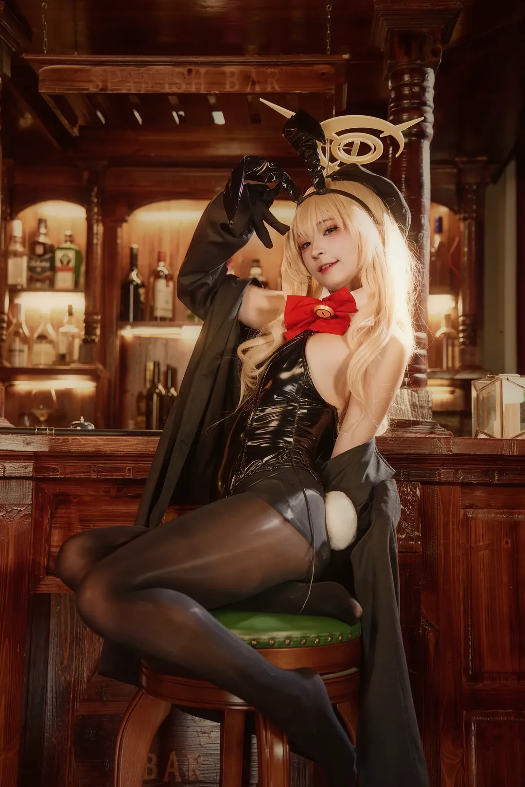 蔚蓝档案, 二次元cosplay, 笑面教授cos, 兔女郎穿搭, 黑丝穿搭 - 第1张