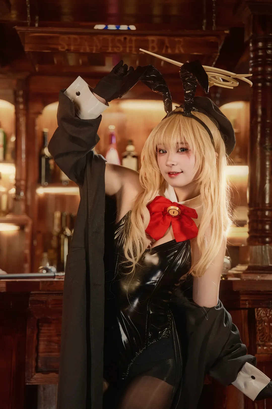 蔚蓝档案, 二次元cosplay, 笑面教授cos, 兔女郎穿搭, 黑丝穿搭 - 第5张