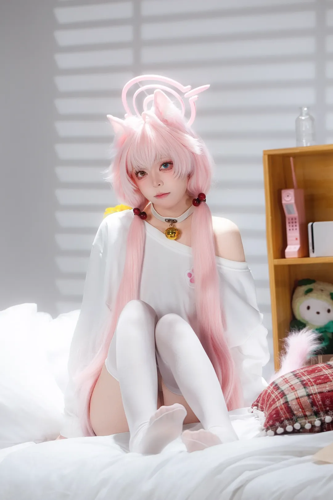蔚蓝档案, 猫耳少女, 小鸟游星野cos, 居家氛围感, 白丝cos - 第2张
