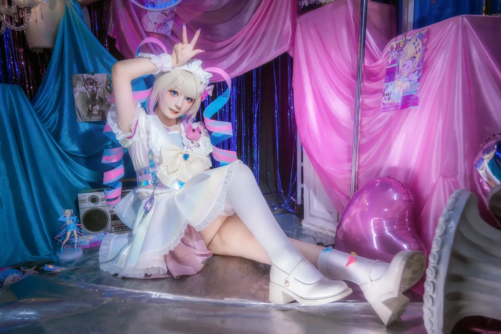 Cosplay, 超天酱cos, 白丝穿搭, 霓虹光影, 主播女孩重度依赖 - 第8张