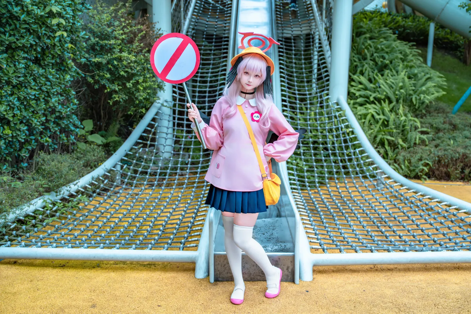 cosplay, 蔚蓝档案, 下江小春cos, 白丝cos, 户外游乐园